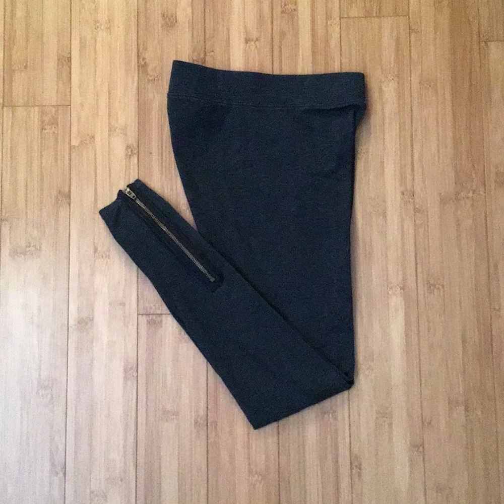 American Eagle Grey Hi-Rise Legging Size S